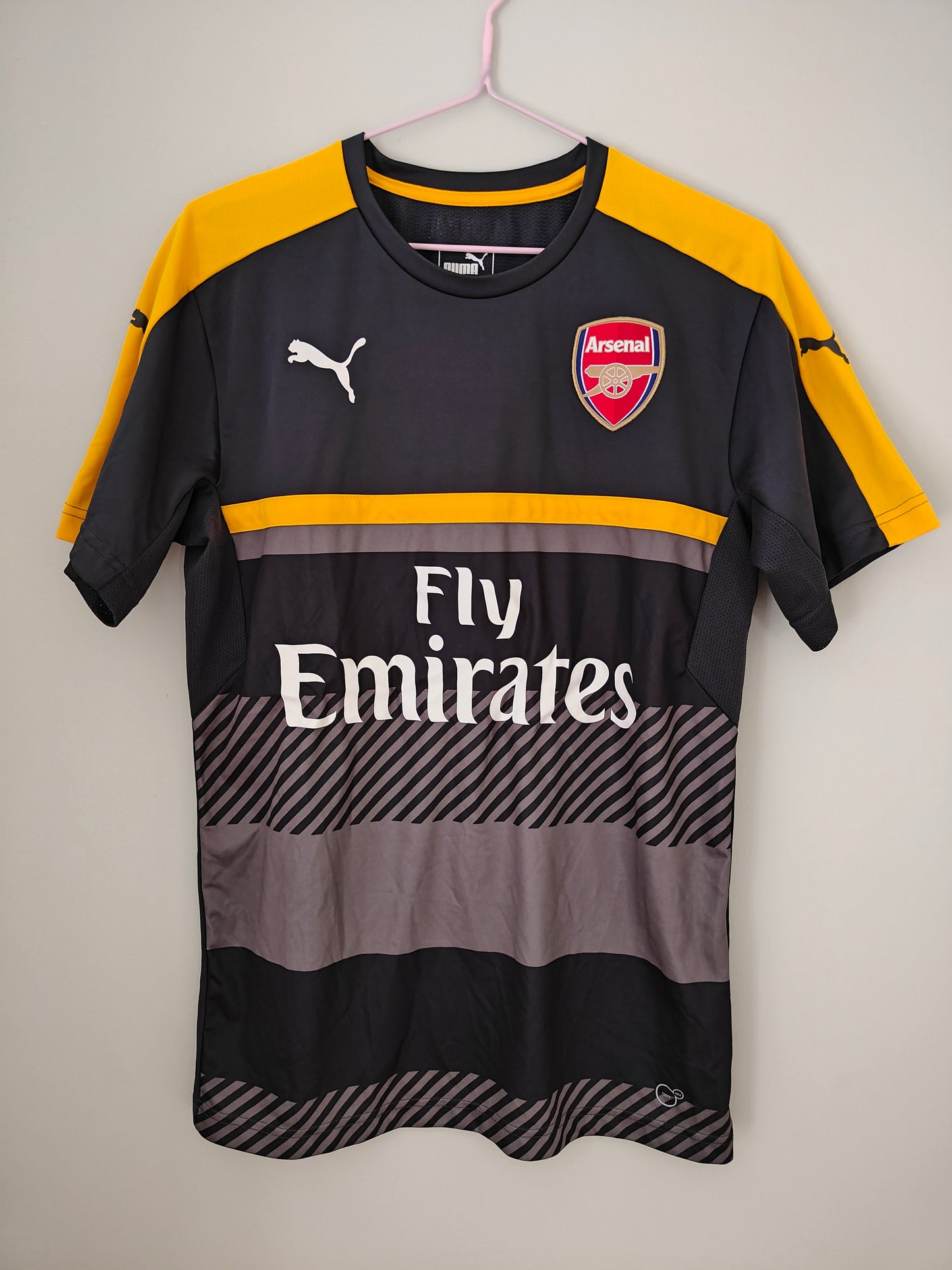 Arsenal 2016-17 Puma Training Shirt Size Medium